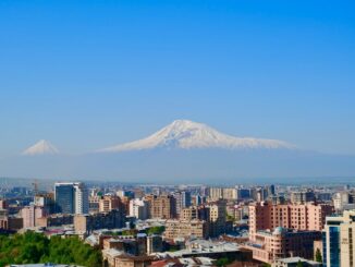 Арарат - в апреле в Ереван и Армению стоит ехать на экскурсии