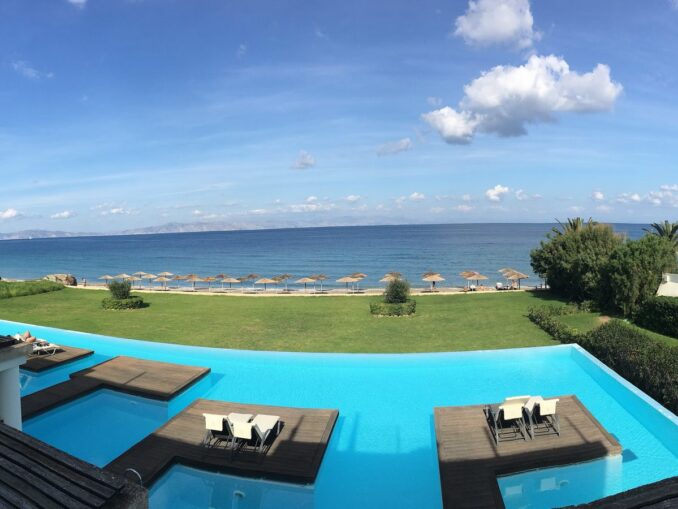 Rhodes, Greece, photo @Pittigrilli/Wikimedia Commons Coast of Rhodes - you can already relax in spring