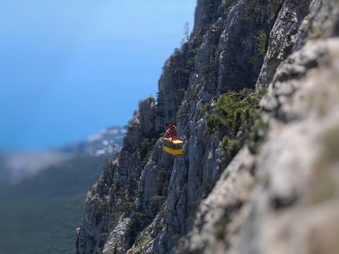 Канатная дорога на Ай-Петри в Крыму начинается в Мисхоре