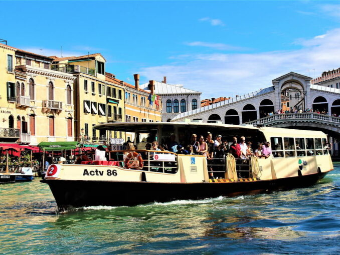 Вапоретто - общественный транспорт в Венеции