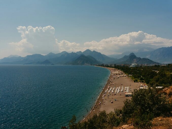 Cognaal beach - in Sendybas in Antalya you can swim