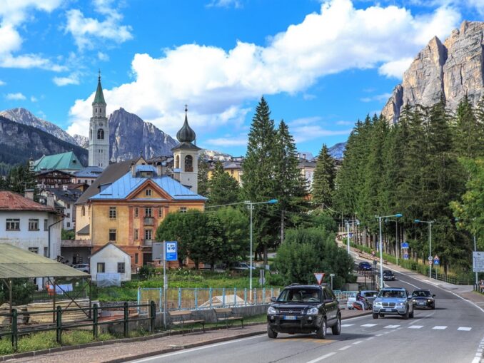 До Венеции несложно самостоятельно добраться на машине