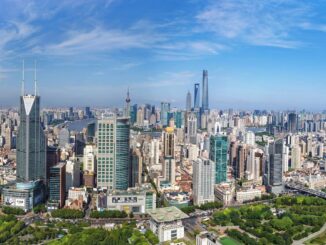В Шанхай из Пекина легче всего добраться на поезде или самолете