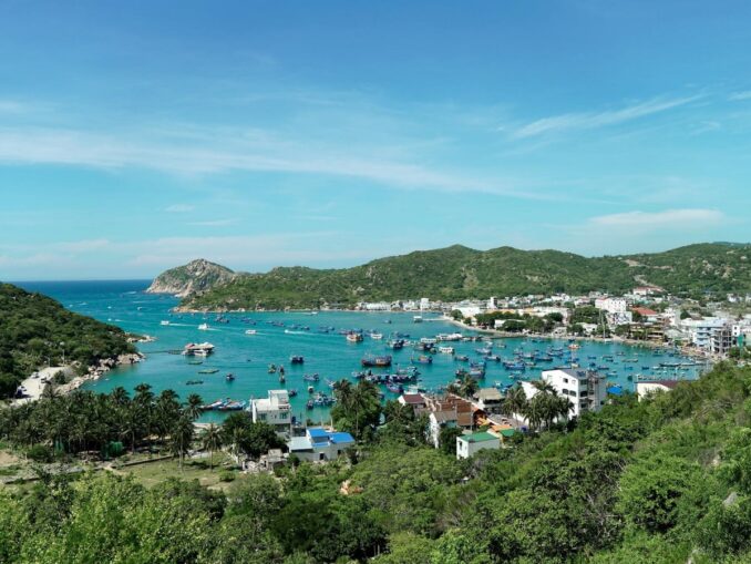 Nha Trang, Vietnam, photo @Tuan Vy/pexels.com March in Nha Trang is high beach season