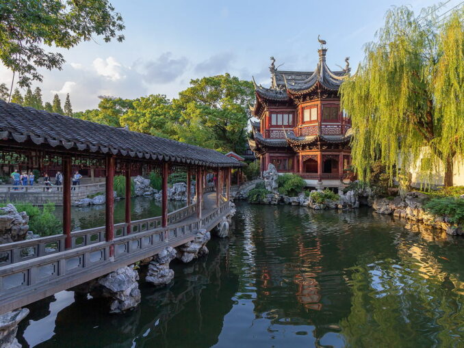 "Сад Радости", Юйюань, нужно обязательно посмотреть в Шанхае в апреле