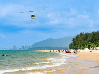 Пляж на Хайнане - российские туристы массово едут на Хайнань
