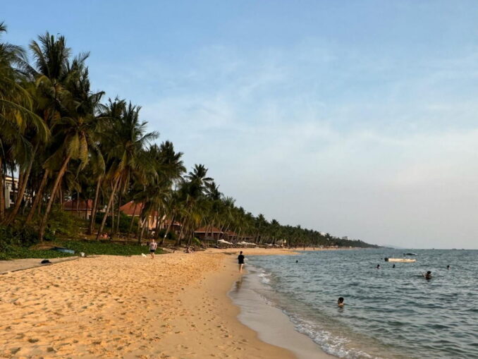 Beach - the sea in Nha Trang in June warms up to +30 degrees