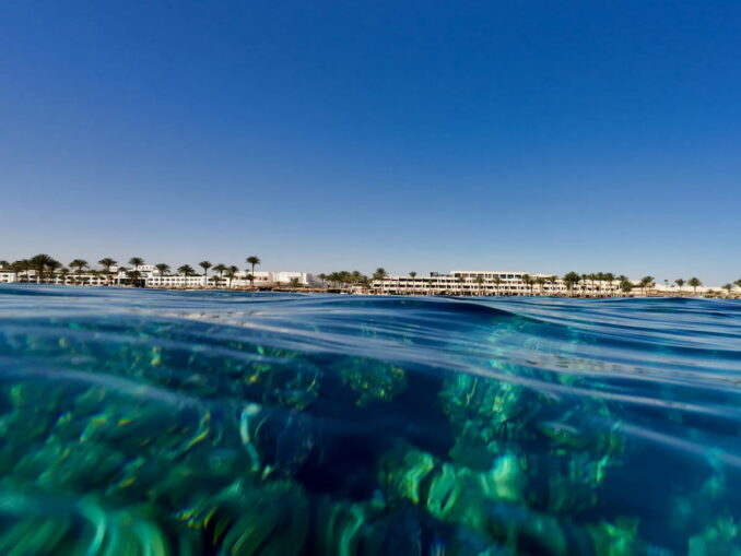 The sea temperature in Hurghada in July reaches +29-30 degrees Celsius
